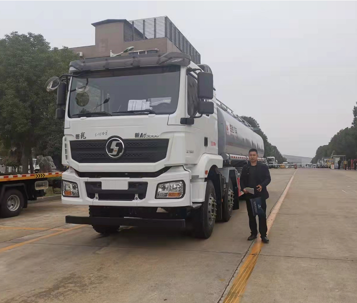 供液車(chē)